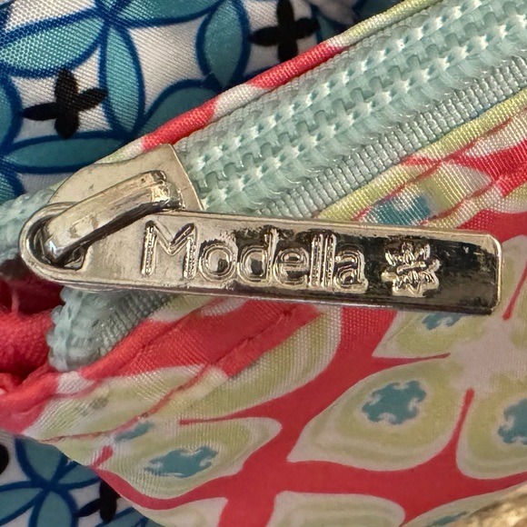 Big Cosmetics/Toiletrie Bags Bundle! All New w/Tags! 💋 - Picture 10 of 12